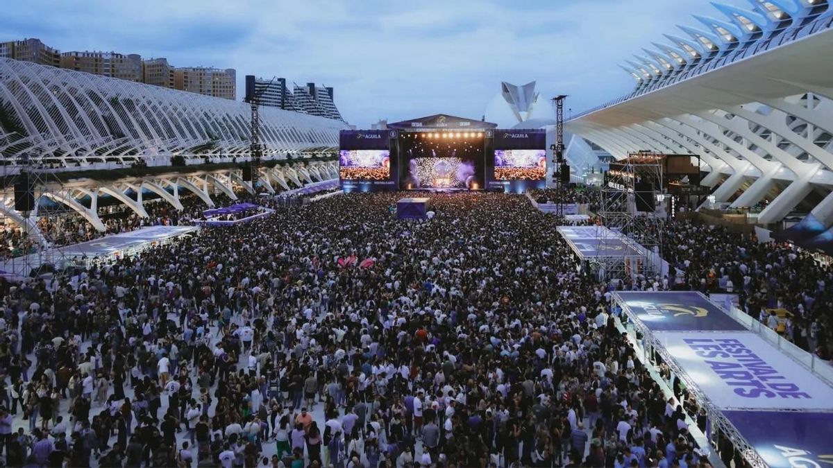 Organizadores de consumidores exigen la devolución íntegra de las entradas del Festival Les Arts