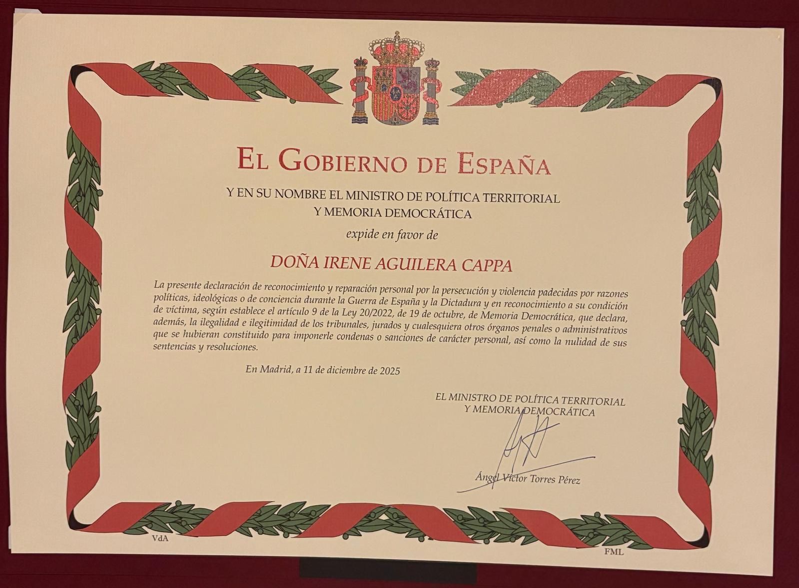 Documento oficial de restitución democrática de Irene Aguilera Cappa.