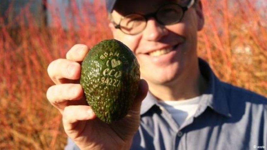 Alimentos 'tatuados', ¿una alternativa a los adhesivos?