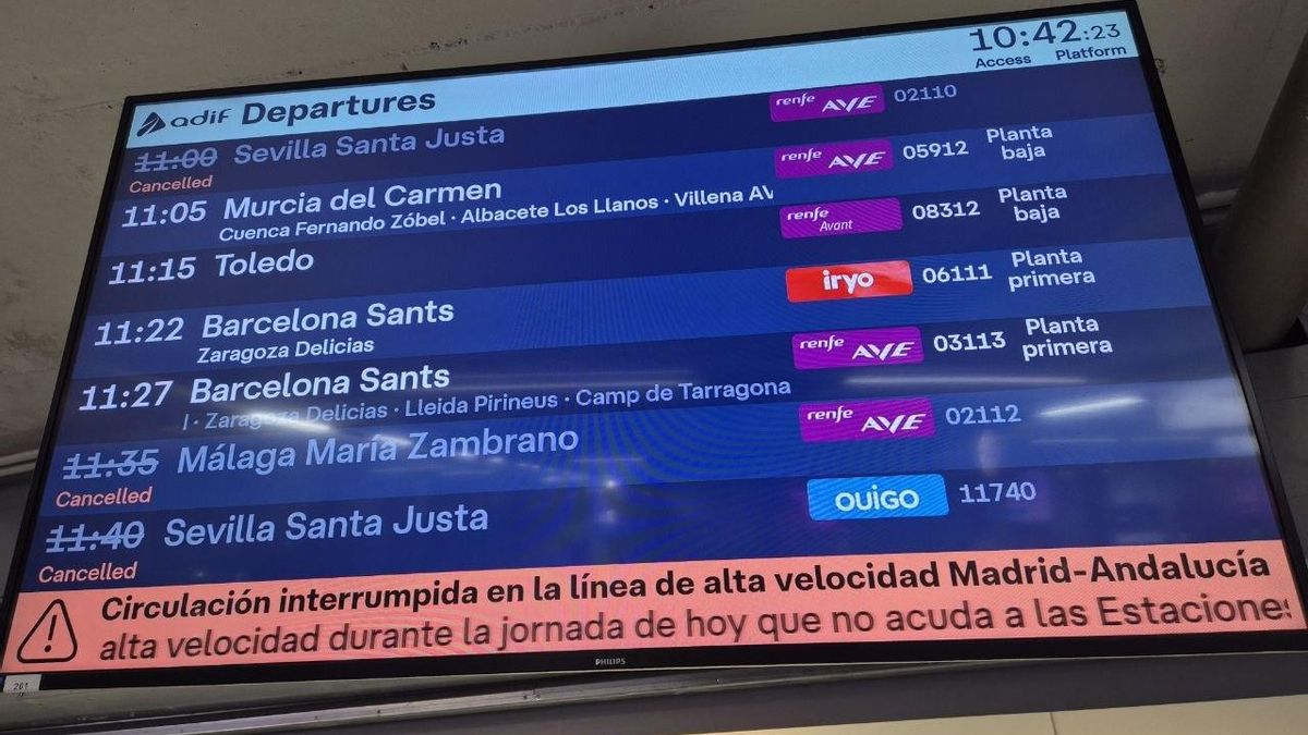 Pantallas en la estación de tren de Atocha