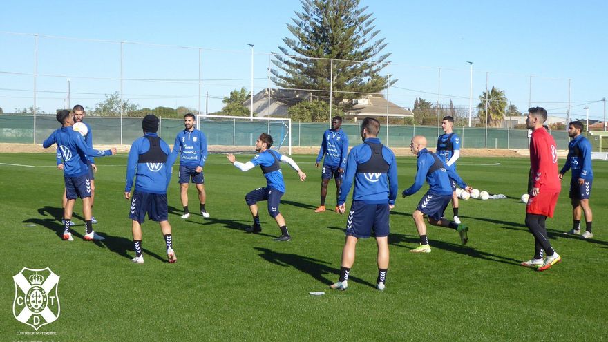 El CD Tenerife, al asalto del Cartagonova