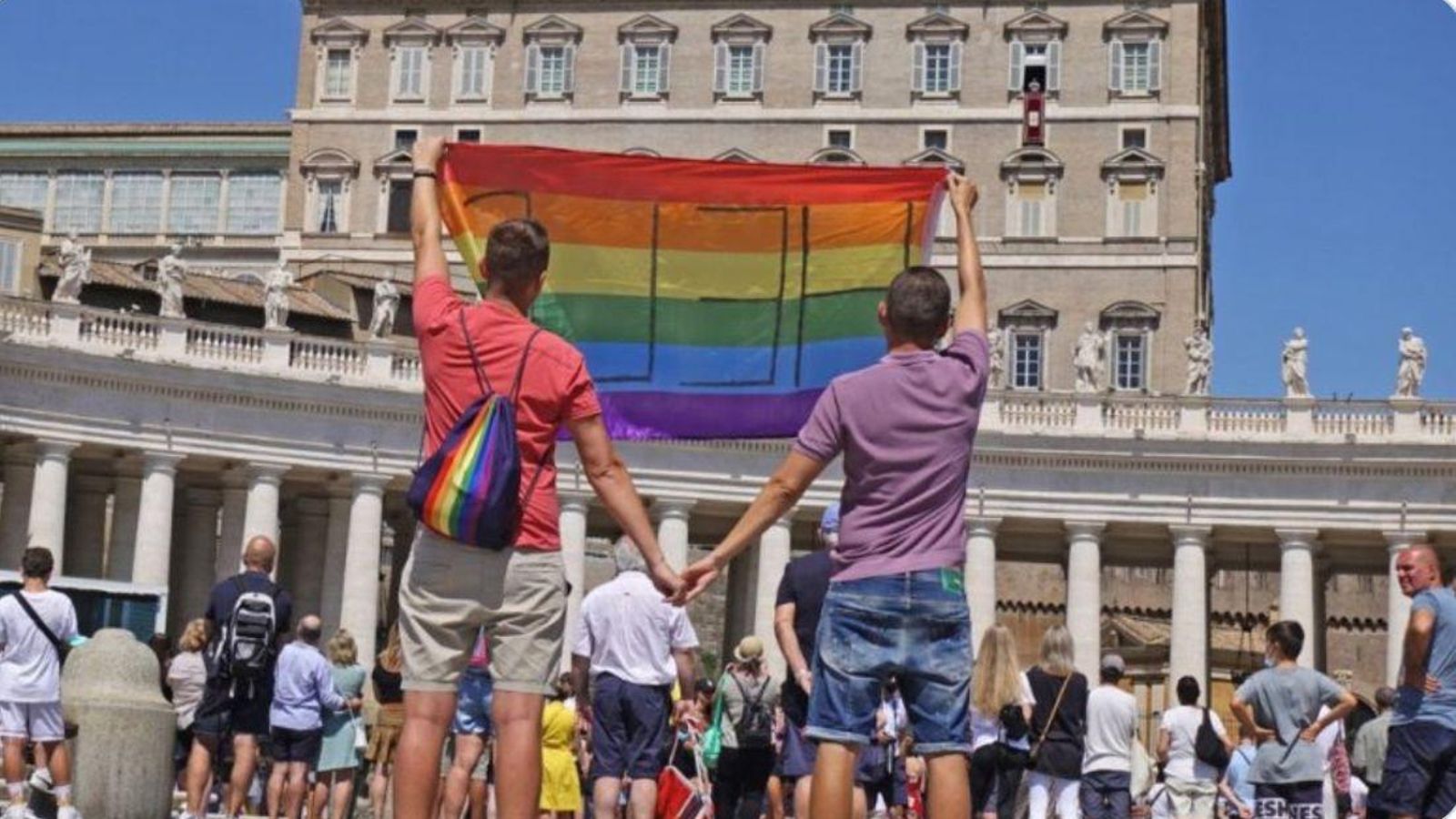 Cristianos LGTBI+ exigen al Vaticano "una petición pública de perdón" por  "años de rechazo y discriminación"