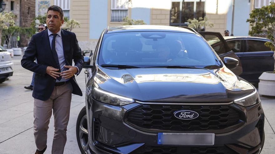 "Es una perla, una de mucho cuidao": Mazón usa una canción de Rosalía para su último vídeo como president y luego lo retira