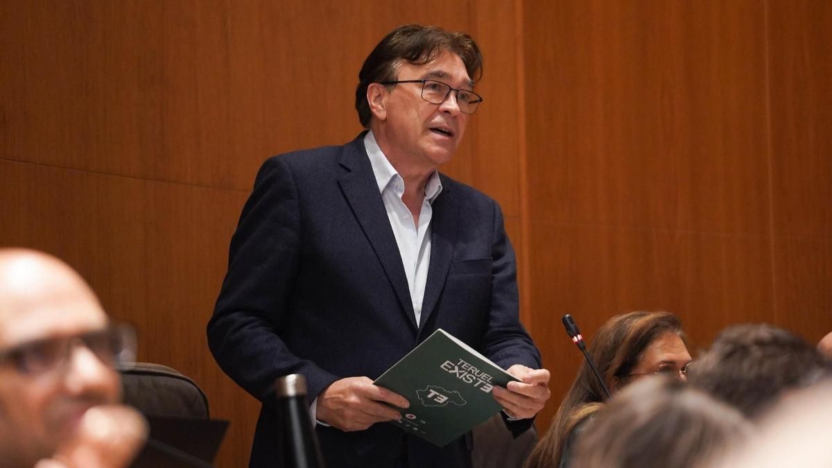 El veto de PP y Vox a que la Coalición Existe tenga grupo propio en las Cortes le provoca un agujero económico