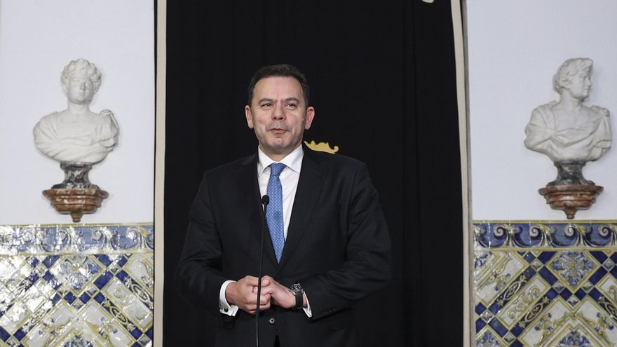 Luís Montenegro presenta un Gobierno blindado contra polémicas y deja fuera a la extrema derecha en Portugal
