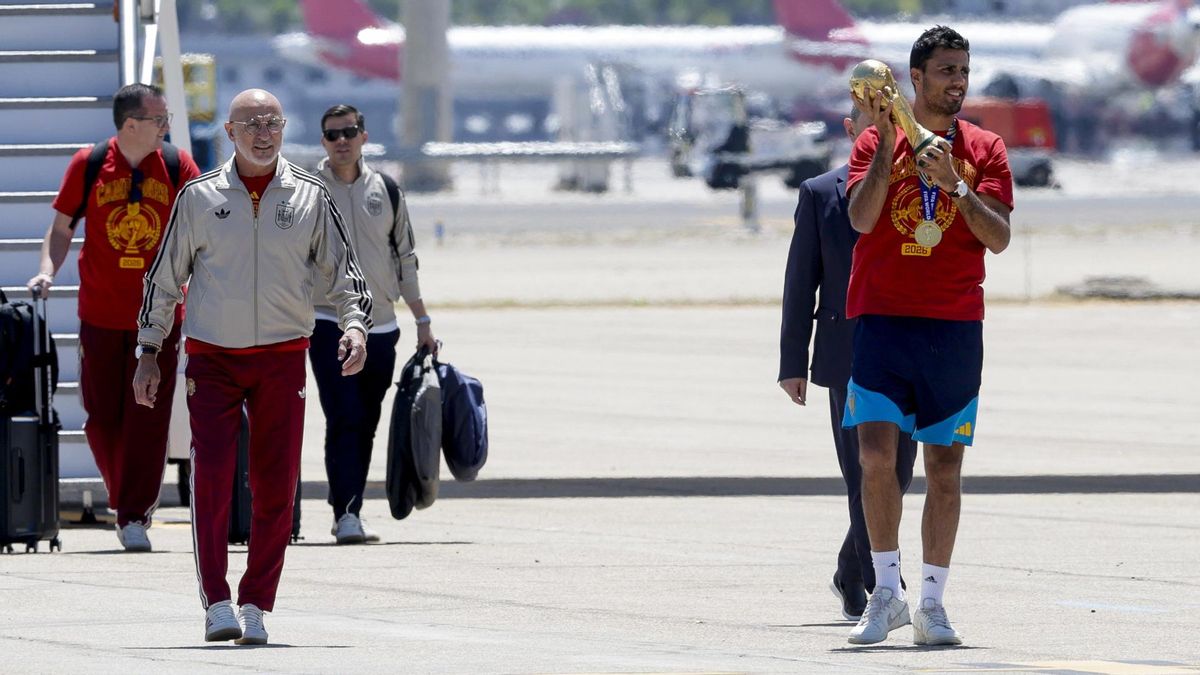 Última hora de la celebración de España por el Mundial: la selección aterriza en Madrid
