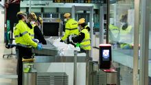 Un control en el aeropuerto de Barajas durante la crisis.