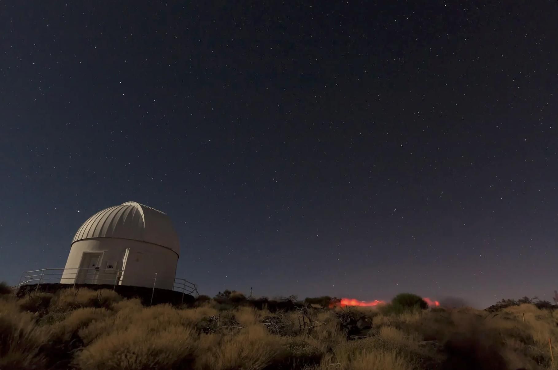 Imagen de archivo del Observatorio de Izaña en Tenerife durante la lluvia de las Perseidas.