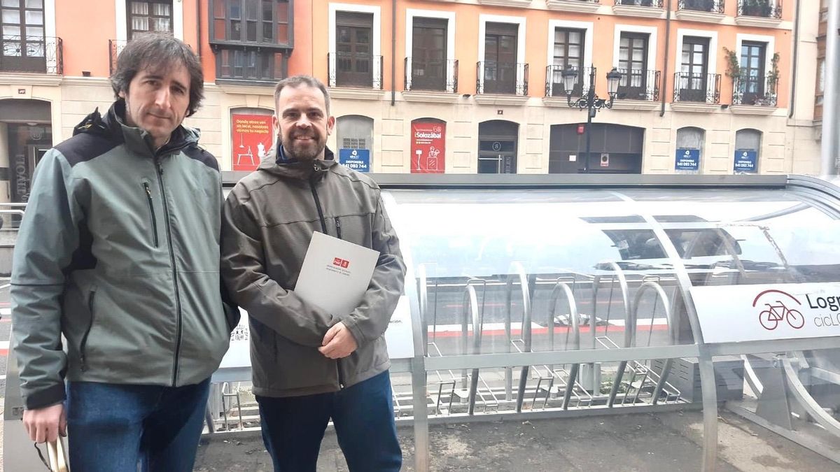 Denuncian el mal estado y el "posible desmantelamiento" de los aparcamientos cubiertos de bicis de Logroño