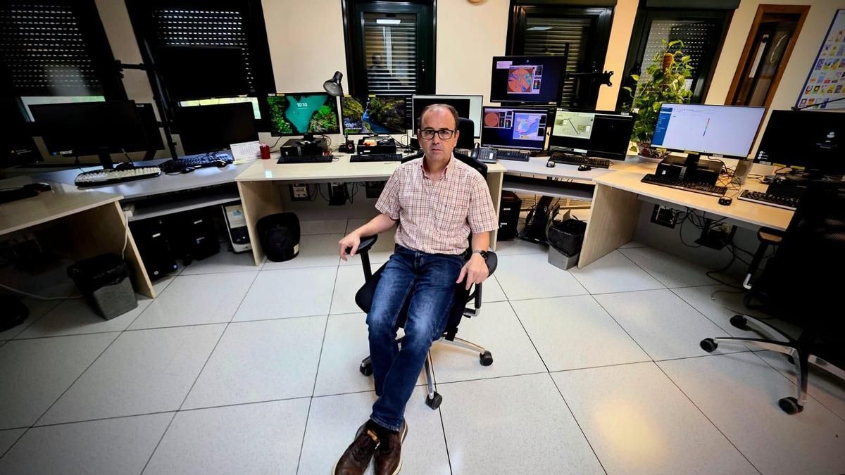 José Ángel Núñez, jefe de climatología de la Aemet: "Tuvo que haber una reunión de coordinación la mañana de la dana"