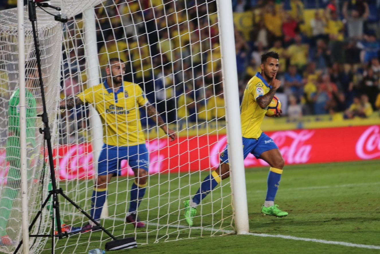Imágenes del partido disputado en el Estadio de Gran Canaria entre la UD Las Palmas y el Celta de Vigo. Alejandro Ramos.