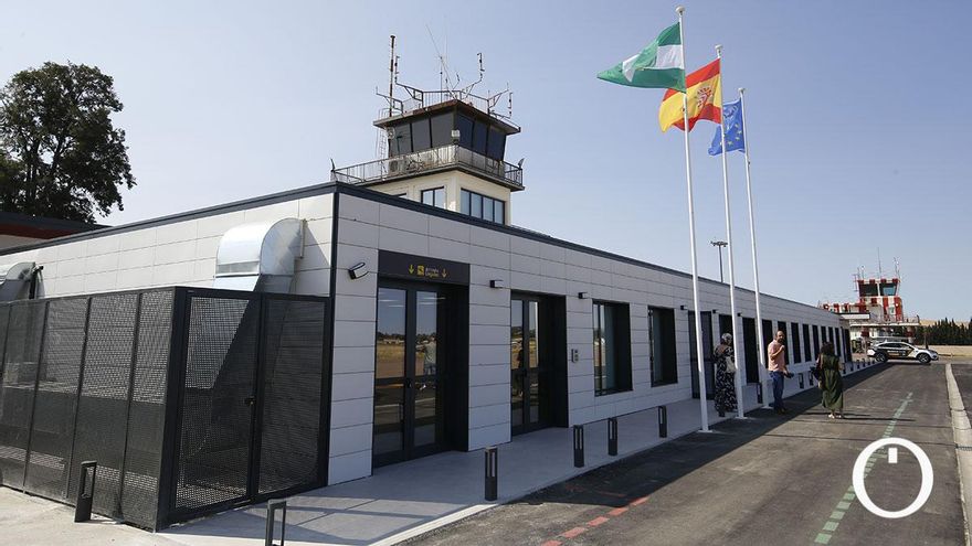 El Ayuntamiento de Córdoba pide que el aeropuerto se llame Julio Romero de Torres