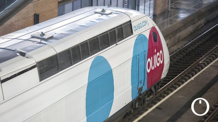 Un tren de Ouigo lleva averiado en la estación de Córdoba desde hace una semana