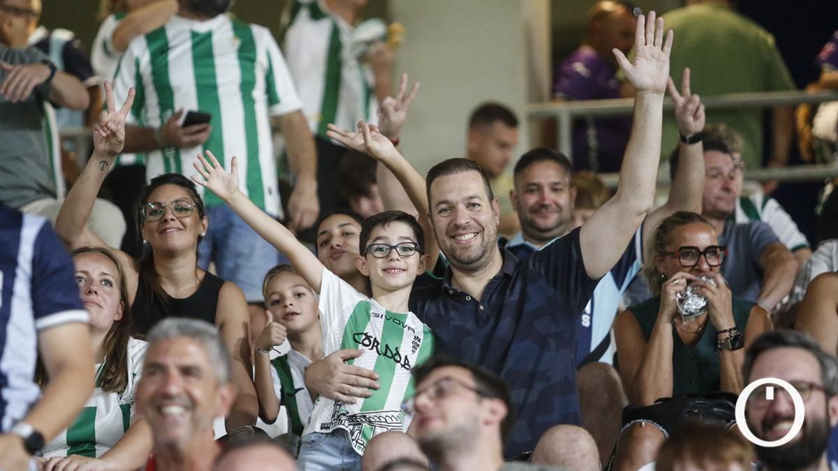 Grada Blanquiverde del Córdoba CF - CD Castellón