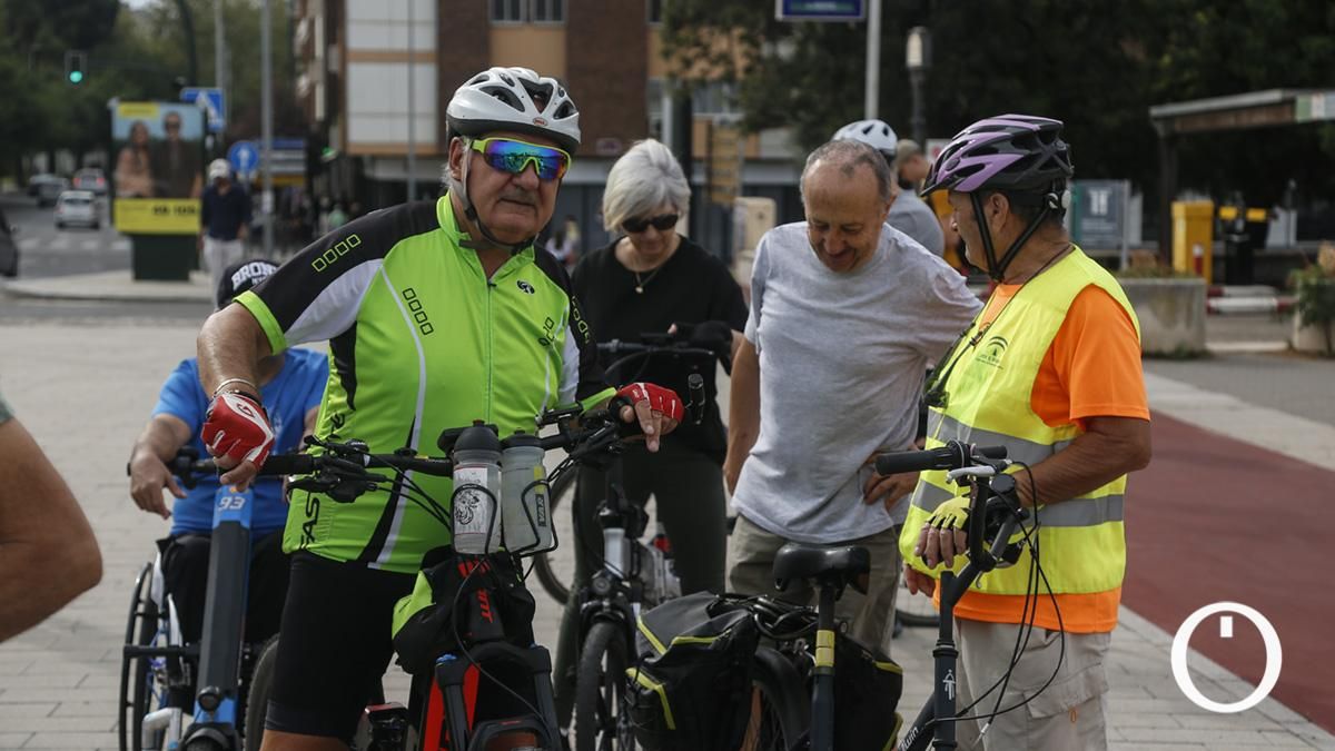 Manifestación de la Plataforma Carril Bici por una movilidad, saludable, segura y sostenible