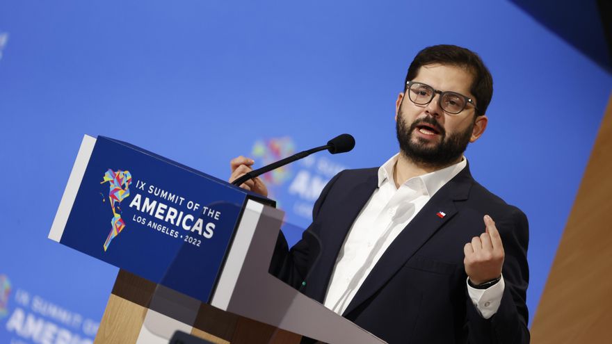 Fotografía de archivo del presidente de Chile, Gabriel Boric. EFE/ Alberto Valdes
