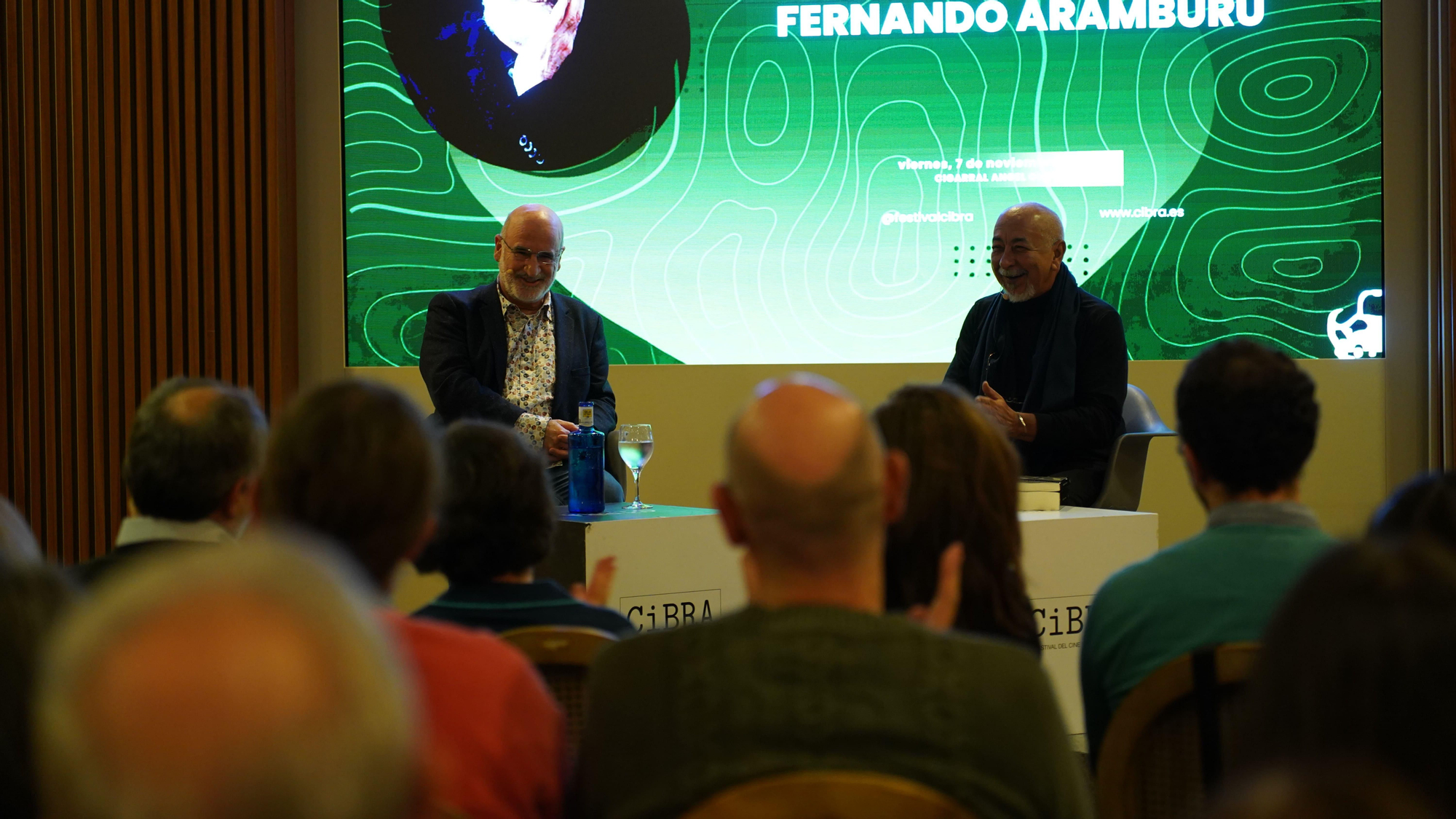 De izquierda a derecha, Fernando Aramburu y Leonardo Padura en el Festival CiBRA de Toledo