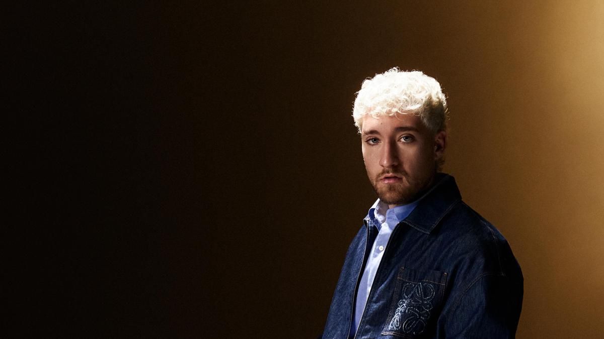 Lucho RK publica ‘Sordo de un pie’, su primer álbum de estudio