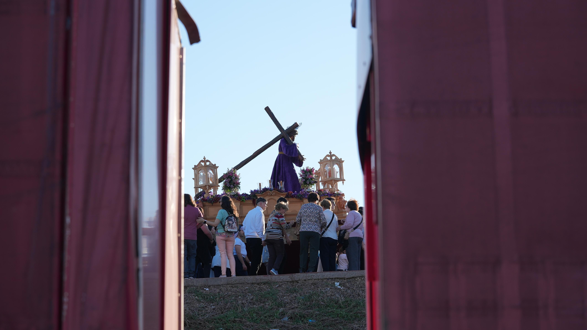 La salida procesional de la Sangre de El Higuerón, en imágenes