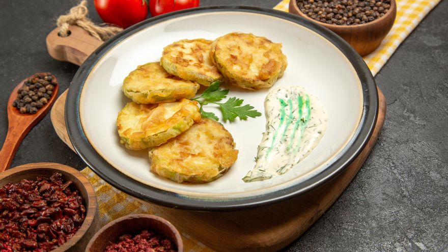 Cómo hacer la receta clásica de berenjenas rebozadas para que queden crujientes y deliciosas