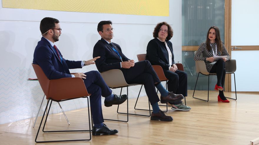 Desarrollo de la mesa 'El reto de la sostenibilidad'