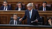 El Gobierno mantiene su rechazo al Tratado contra Armas Nucleares y Podemos le acusa de ser vasallo de Trump
