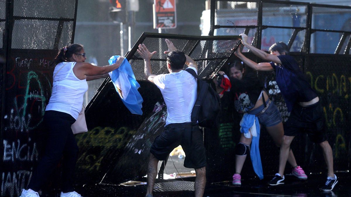 Milei logra la aprobación de una reforma laboral "esclavista" con inédito recortes de derechos