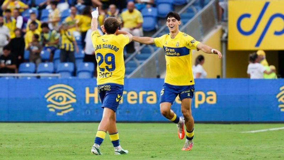 Las Palmas cede dos puntos al Valladolid