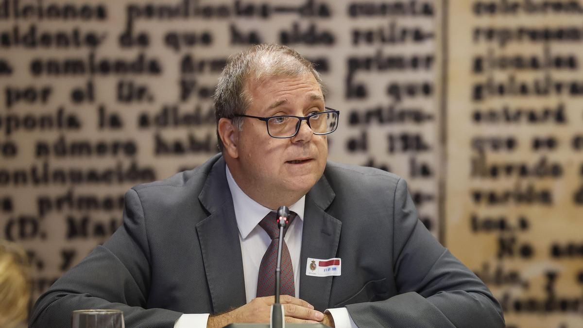 El exjefe de gabinete de Sánchez en el PSOE pide anular el clonado de su móvil porque se hizo “sin autorización judicial”