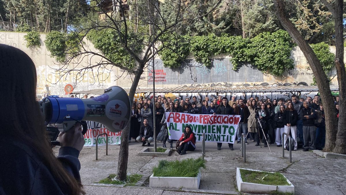 La Complutense condena el ataque falangista para biocotear el 8M: “Tratan de negarnos derechos y libertades"