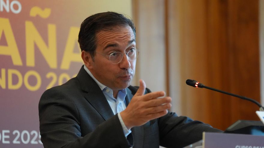 El ministro de Asuntos Exteriores, Unión Europea y Cooperación, José Manuel Albares, inaugura la tercera edición del seminario España en el mundo, en el Palacio de la Magdalena, a 13 de julio de 2025, en Santander, Cantabria (España).