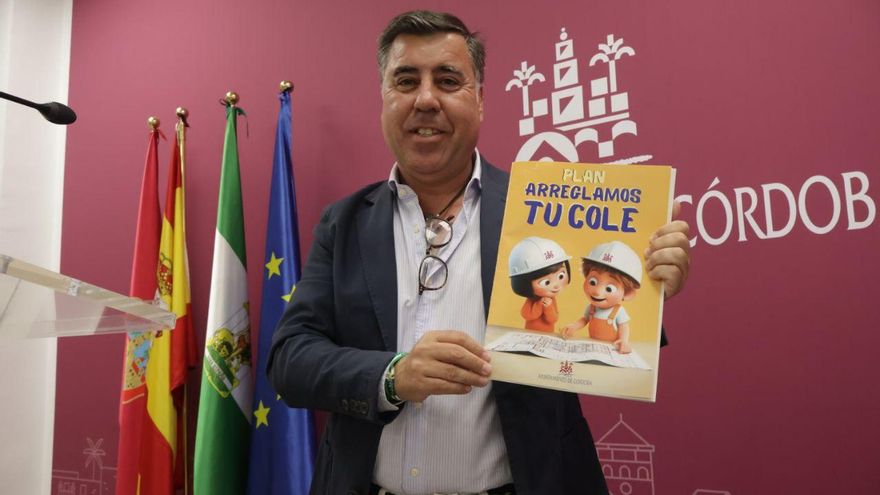 El plan 'Arreglamos tu Cole' del Ayuntamiento prevé actuar en 26 centros en 2026, tras anunciarse hace dos años