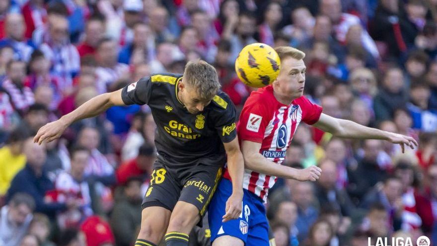 Las Palmas cae con contundencia en el Metropolitano