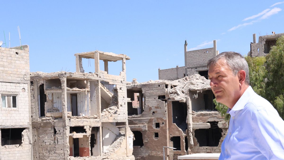 El Comisionado General de la UNRWA, Philippe Lazzarini, en el campo de refugiados palestinos de Yarmouk, en Damasco, Siria, 2024