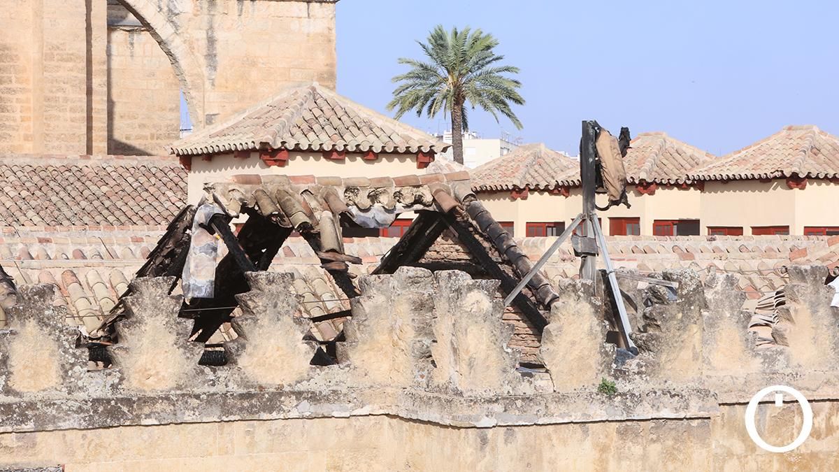 El día después del incendio en la Mezquita-Catedral, en imágenes