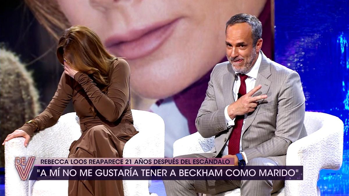 Reacción de Beatriz Archidona y Santi Acosta después de que este confundiera el nombre de Rebeca Loos