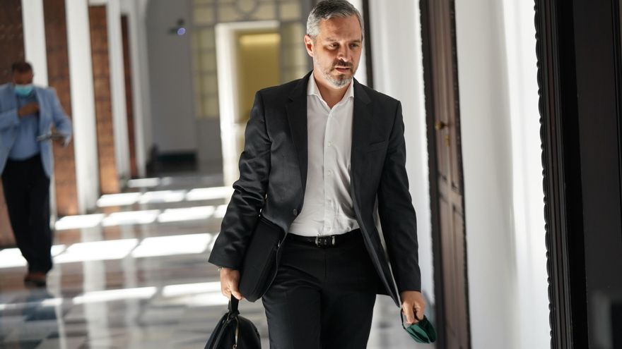 Archivo - El consejero andaluz de Hacienda y Financiación Europea, Juan Bravo, en una foto de archivo.