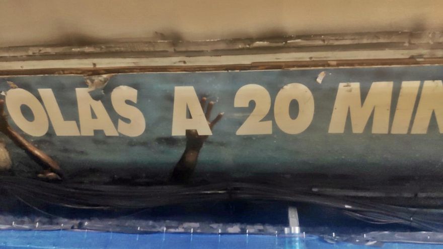 Anuncios del Madrid de los noventa vuelven a la luz con las obras del Metro en Cuatro Caminos