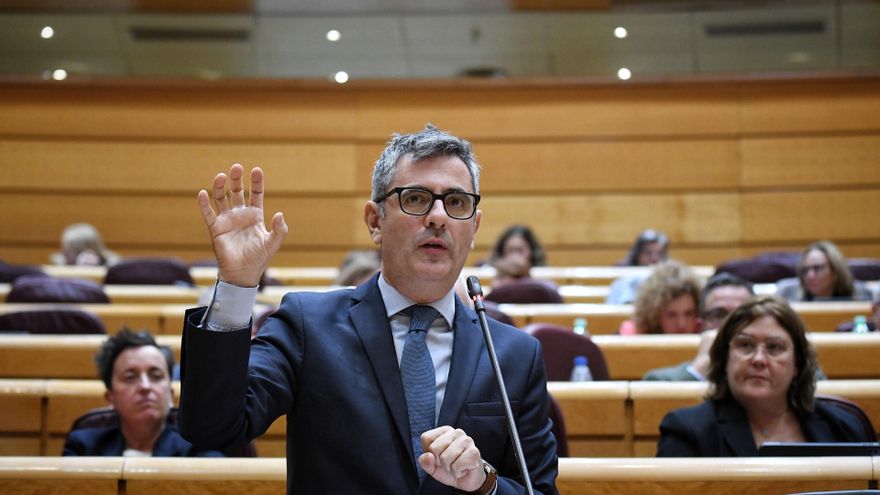 El ministro de la Presidencia, Justicia y Relaciones con las Cortes, Félix Bolaños, interviene durante una sesión de control al Gobierno en la Cámara Alta, a 21 de octubre de 2022, en Madrid (España).