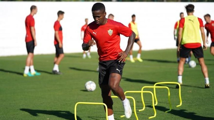 La UD Las Palmas incorpora a Jonathan Silva