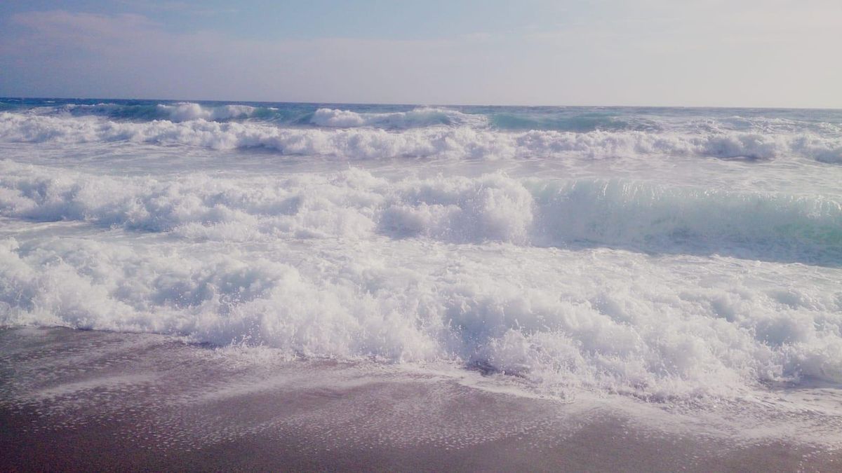 Un muerto tras el desembarco de una patera en una playa de Cabo de Gata