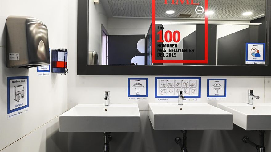 Un centro comercial en Lanzarote habilita un sistema de códigos QR para facilitar la visita de personas con autismo