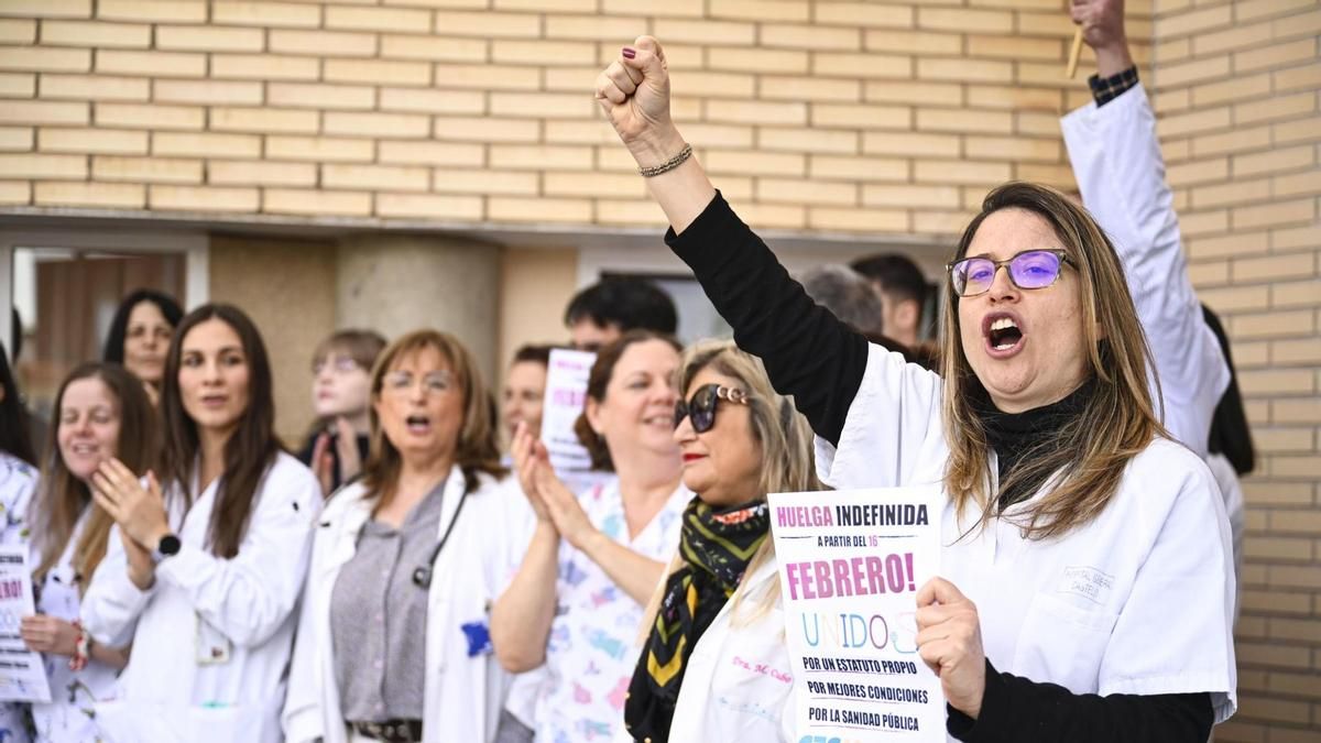 Arranca la huelga médica en la Comunitat Valenciana: Sanidad cifra en el 1,39% el seguimiento de un paro que el sindicato Avanza eleva al 29,6%