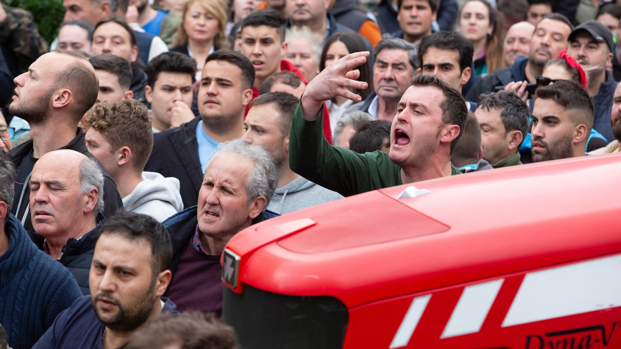 Momentos de tensión ante la sede de Presidencia