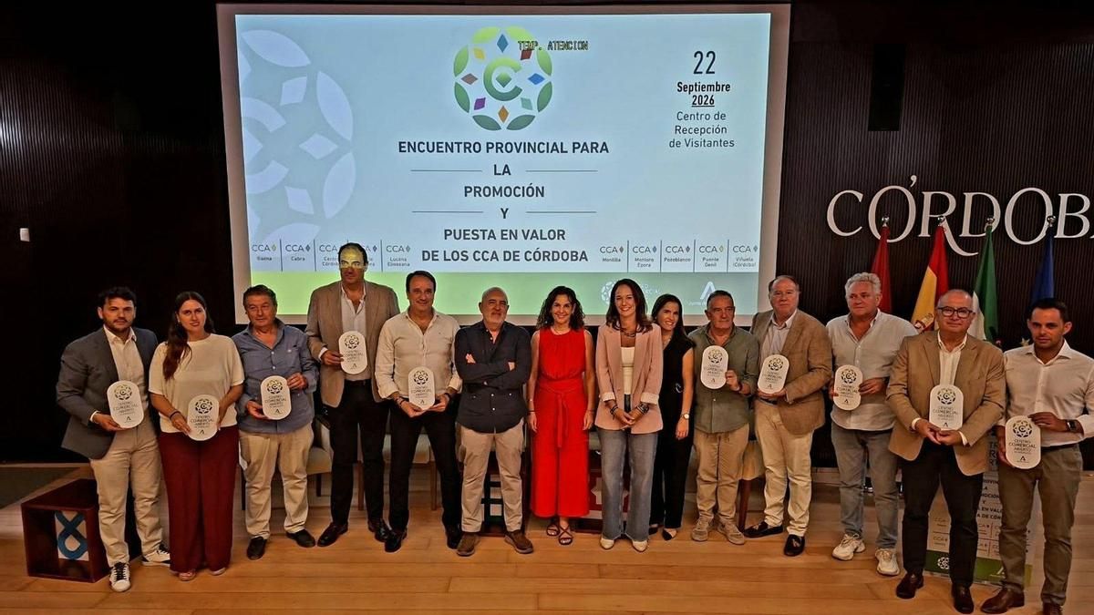 Un encuentro promociona en Córdoba los centros comerciales abiertos