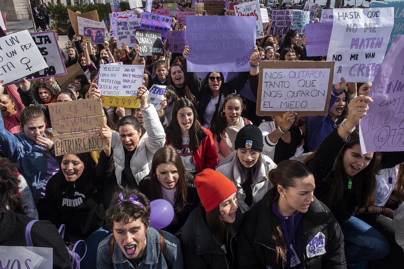 FOTOGALERÍA | La huelga feminista del 8M tiñe de morado las FOTOGALERÍA | La huelga feminista del 8M tiñe de morado las