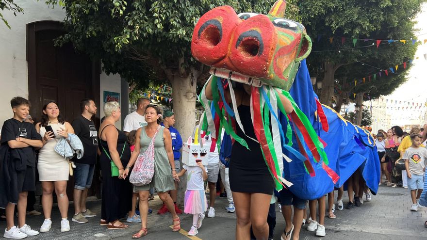 El pasacalles celebrado este miércoles en Agaete por por las Fiestas en Honor a Nuestra Señora de Las Nieves