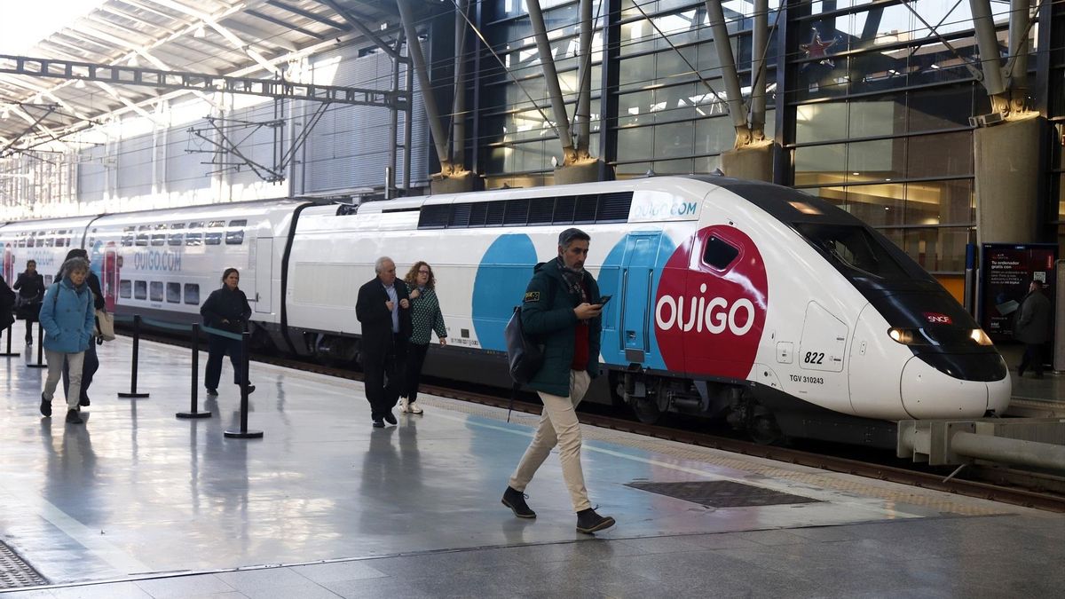 Un robo de cable provoca retrasos en los trenes de alta velocidad que conectan Andalucía
