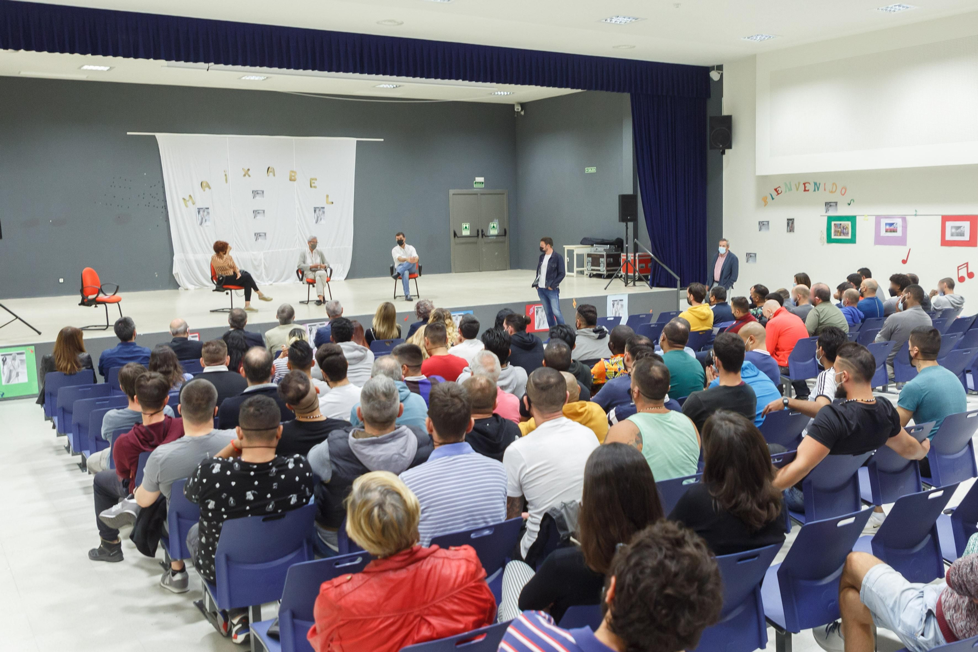 La proyección de 'Maixabel' en la cárcel de Pamplona, en imágenes
