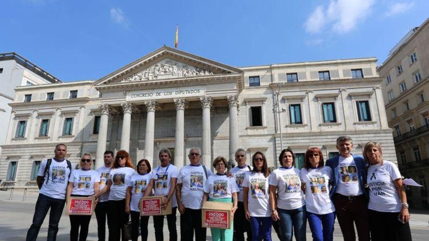 Entrega de firmas al Congreso de los Diputados en 2018, a favor de penas más duras para quienes conducen habiendo tomado drogas y alcohol